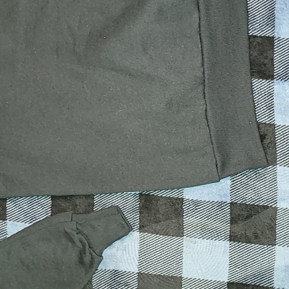 Vintage. Made in USA. Jerzees by Russell.  Playing Card Suits. Crew neck. 3X - Picture 2 of 14